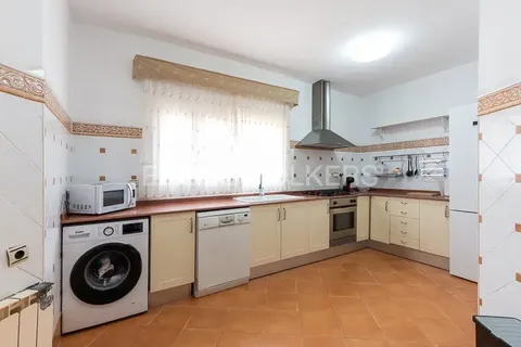 Casa de 250 m² a Nàquera