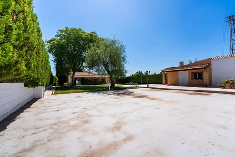 Casa de 150 m² a Palomares del Río