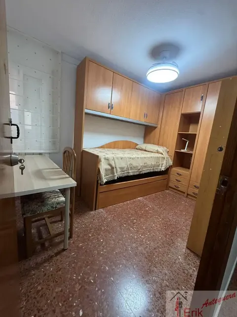 Кімната в оренду, Antequera