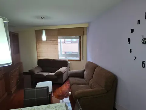 Pis de 105 m² a Ourense