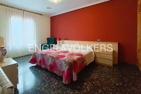 Pis de 200 m² a Ontinyent