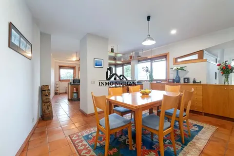 Casa de 247 m² a Vigo