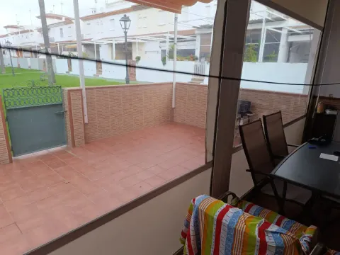 Casa 97 m² a Moguer