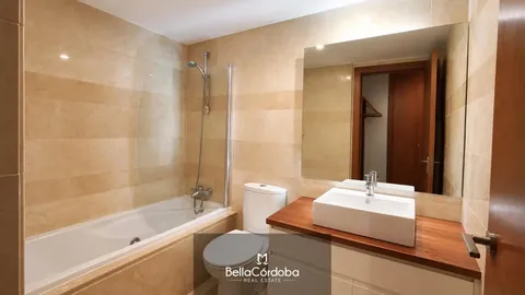 Pis de 90 m² a Còrdova