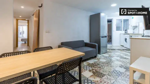 Chambre à louer, Valence