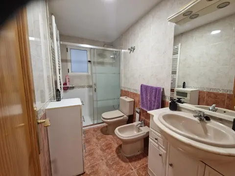 Pis de 76 m² a la Pobla de Vallbona