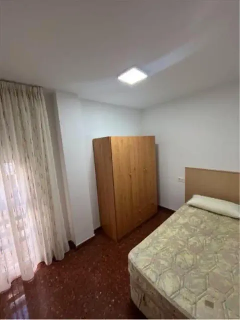 Wohnung 90 m² in Granada