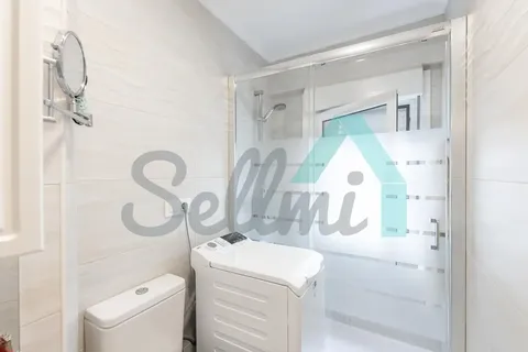 Flat 52 m² in Oviedo