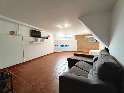Haus 240 m² in Málaga