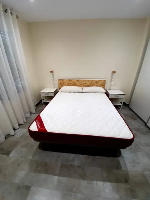 Pis de 85 m² a Còrdova