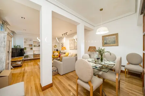 Wohnung 111 m² in Madrid