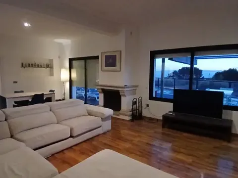 Casa de 240 m² en Istán (4/14)