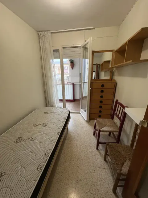 Квартира 102 м² в Жироне