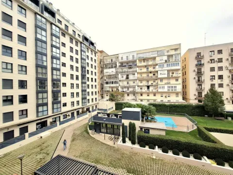 Flat 128 m² in Madrid