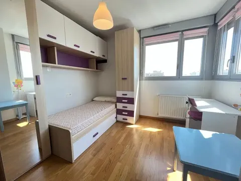 Appartamento 102 m² a Pamplona