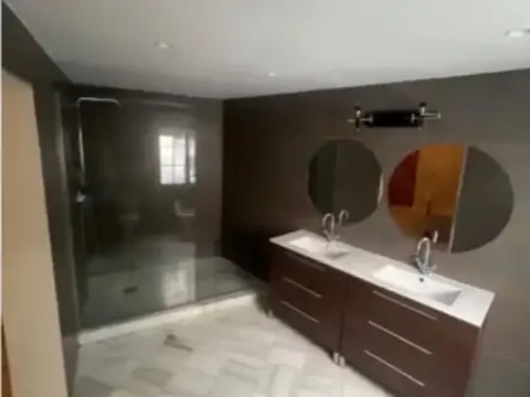 Casa de 300 m² a Úbeda