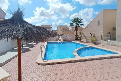 Maison 88 m² à Rojales