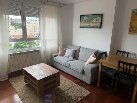 Flat 65 m² in Ruesga