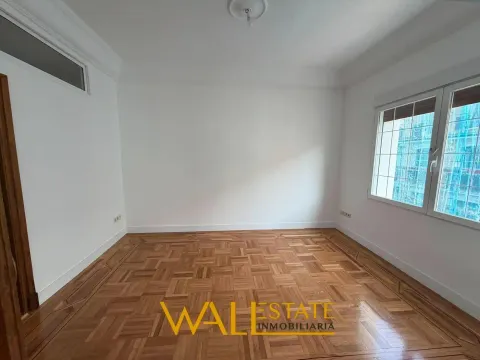 Wohnung 132 m² in Madrid