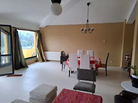 Piso de 100 m² en Cenlle (3/37)