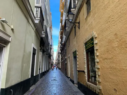 Pis de 48 m² a Cádiz