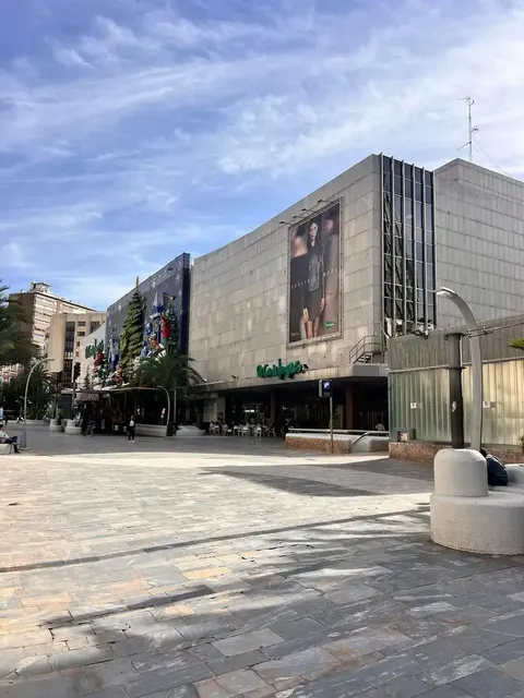 Zimmer 250 m², Murcia