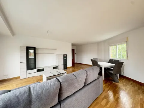 Wohnung 160 m² in Mejorada del Campo