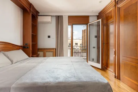 Casa 384 m² a l'Hospitalet de Llobregat