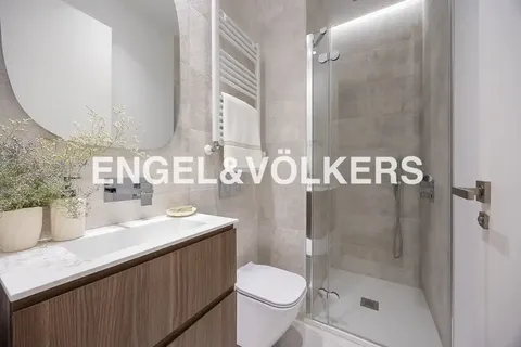 Wohnung 83 m² in Madrid