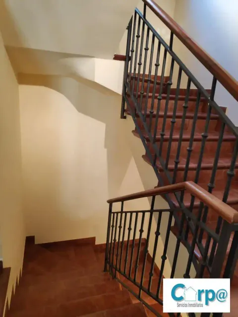 House 221 m² in Andosilla