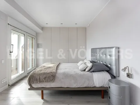 Будинок 440 м² у Esplugues de Llobregat