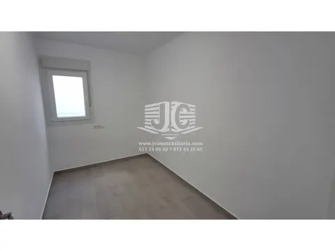 Pis de 77 m² a Tortosa