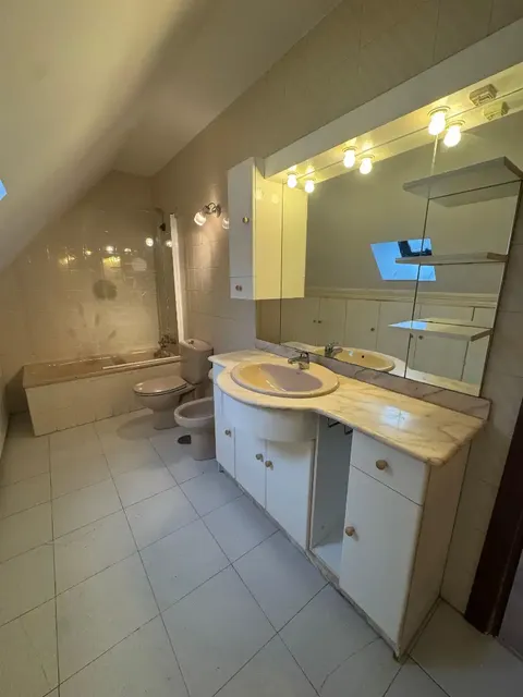 Pis de 81 m² a Oviedo
