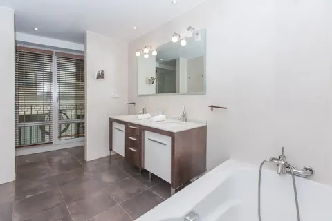 Pis de 145 m² a Sant Sebastià