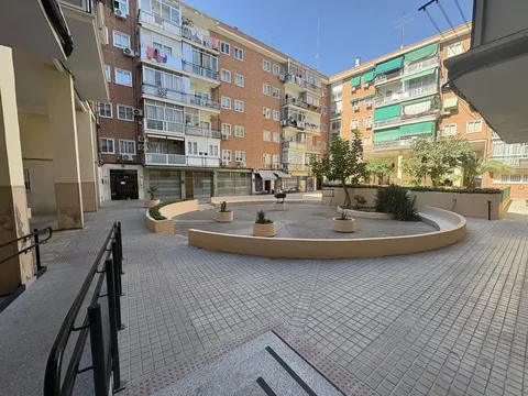 Appartamento 100 m² a San Fernando de Henares