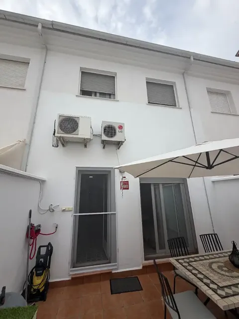 House 102 m² in Maracena