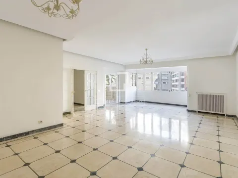 Appartamento 287 m² a Madrid
