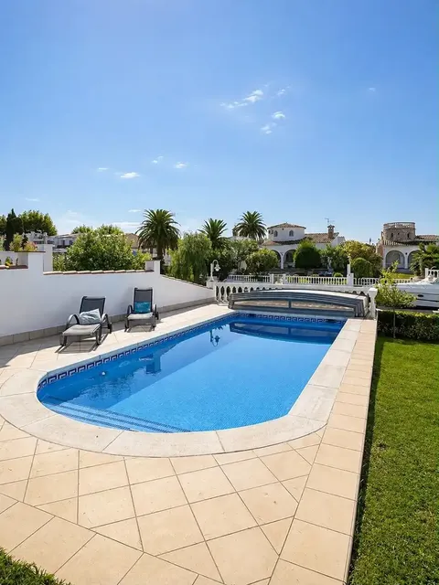 Casa de 180 m² a Castelló d'Empúries