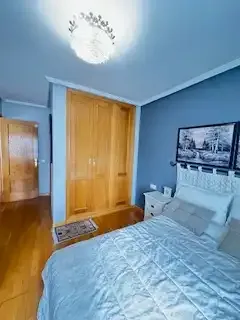 Pis de 75 m² a Lleó