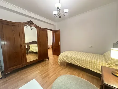 Appartamento 80 m² a Santiago de Compostela