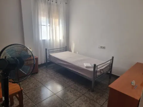 Кімната в оренду, Puçol (2/2)