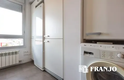 Pis de 111 m² a Barberà del Vallès