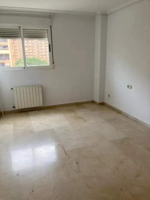 Pis de 128 m² a València