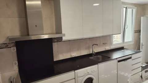 Wohnung 100 m² in Pamplona / Iruña