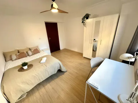 Quarto para alugar, València (2/10)
