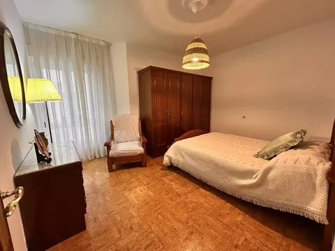 Habitació 83 m², Gijón