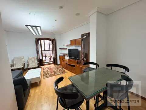 Wohnung 85 m² in Ávila