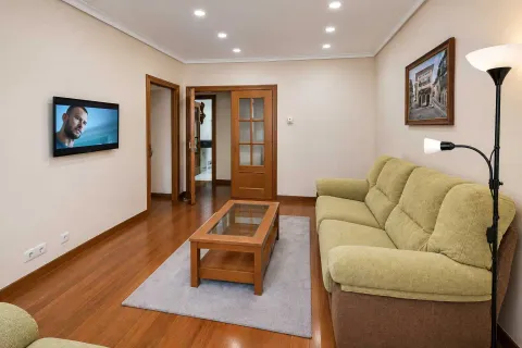 Flat 83 m² in Santander