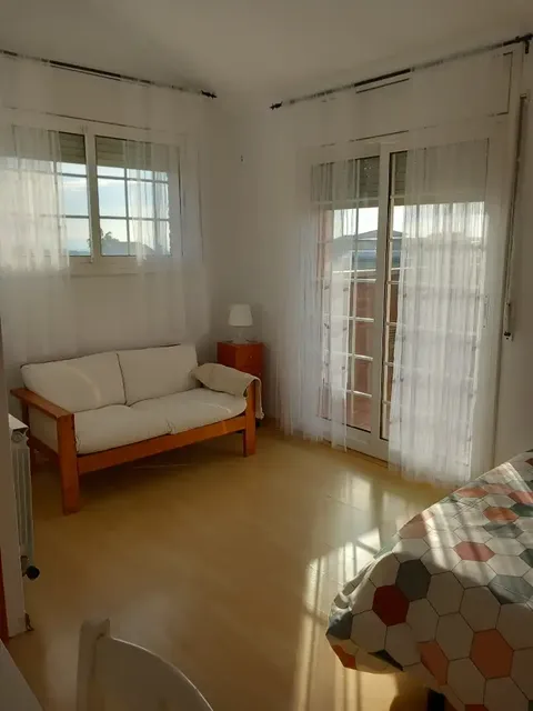 Habitació de lloguer, Palau-solità i Plegamans