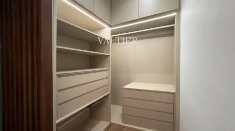 Wohnung 98 m² in Madrid